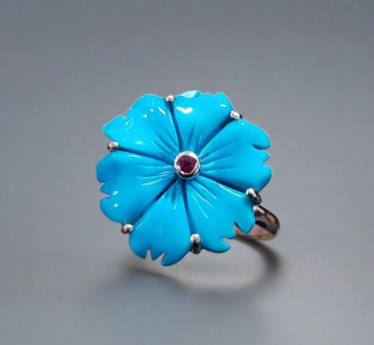 18k Gold Turquoise with Ruby Ring