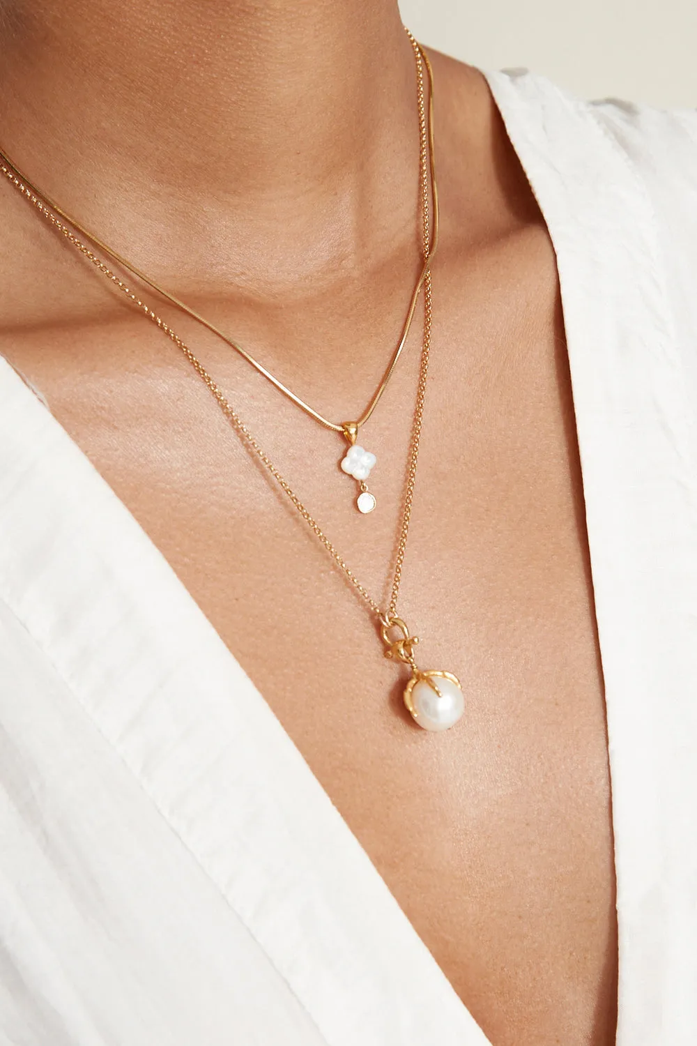 Diamond Drop Clover Necklace