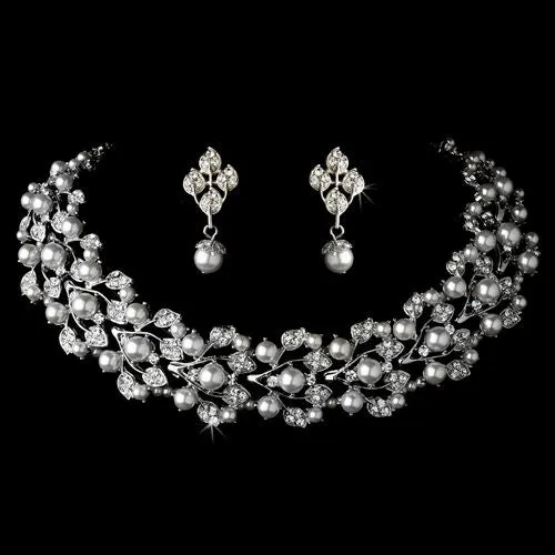 Elegant Crystal and Pearl Bridal Jewelry Set with Necklace and Earrings