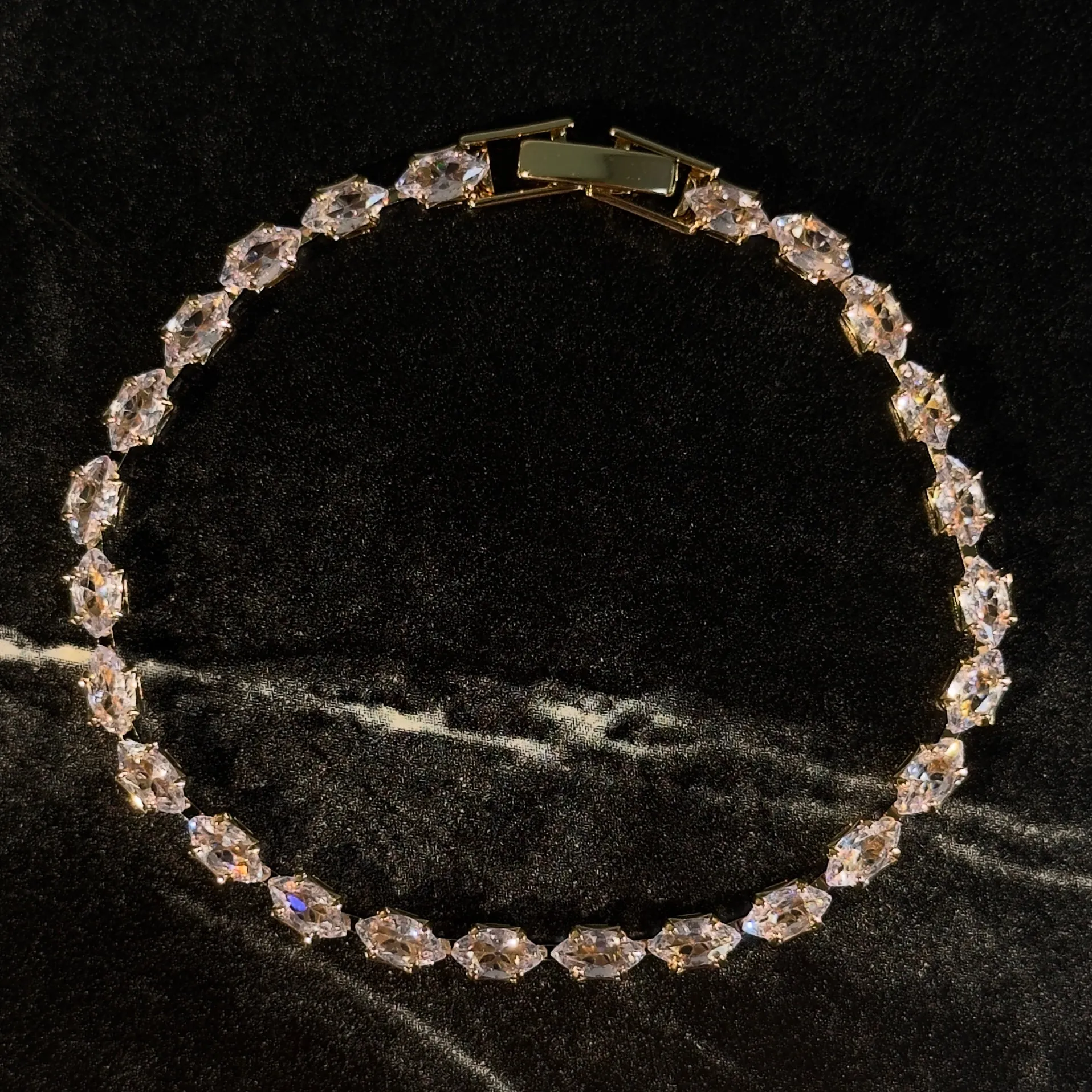 Kiyana bracelet