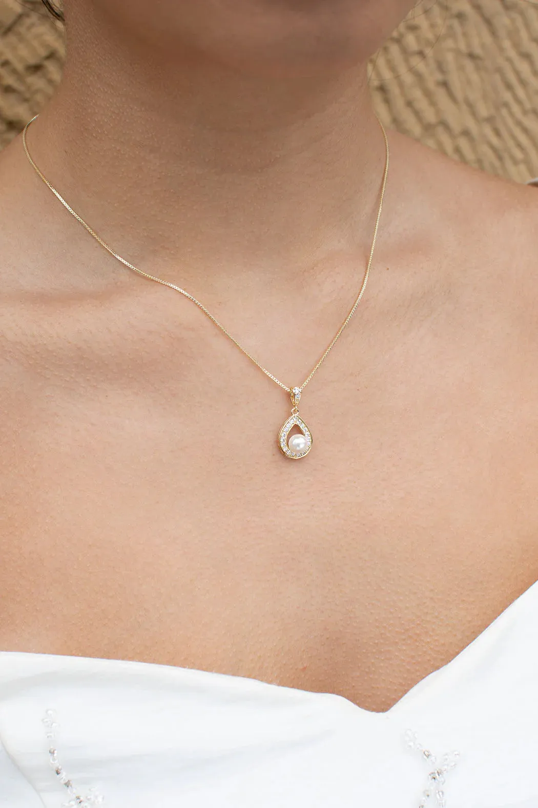 Lucy Necklace Earring Set