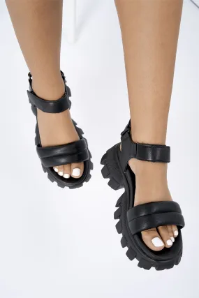 Noa Chunky Leather Sandal in Black