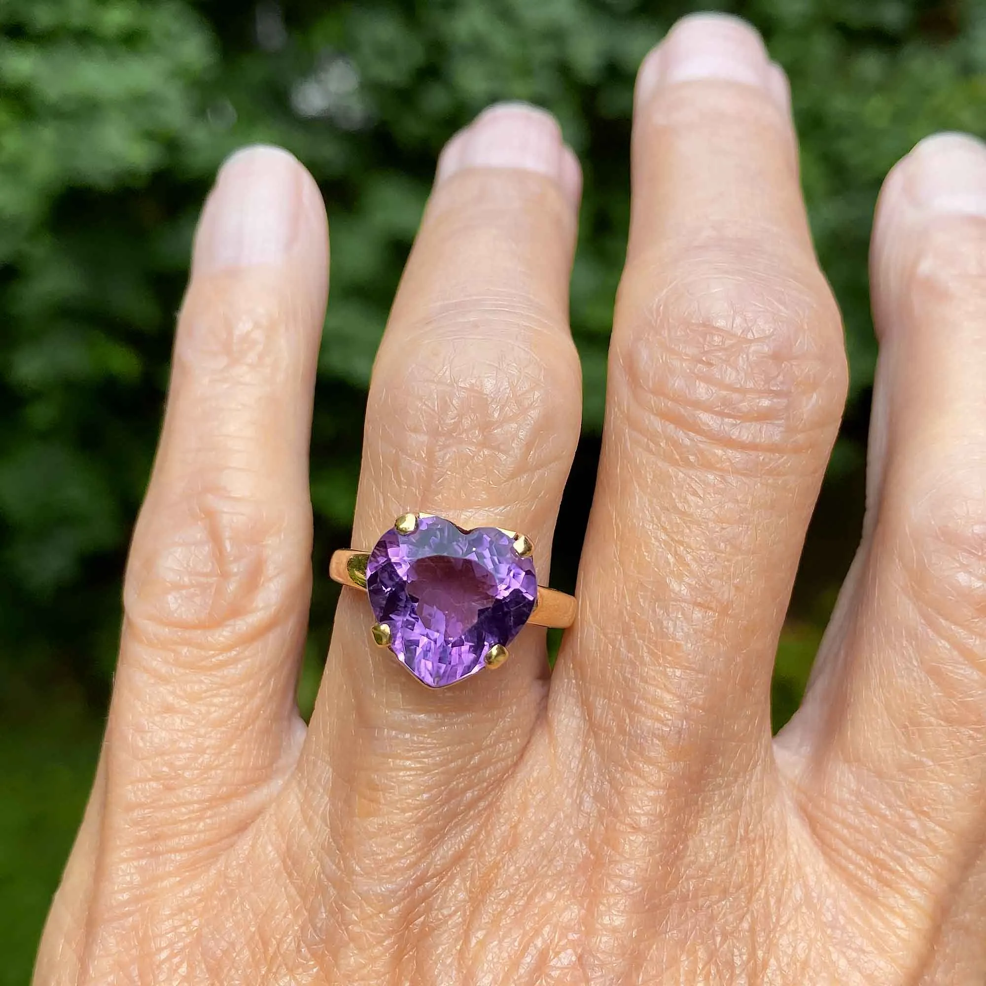 ON HOLD Vintage 14K Gold Amethyst Heart Ring