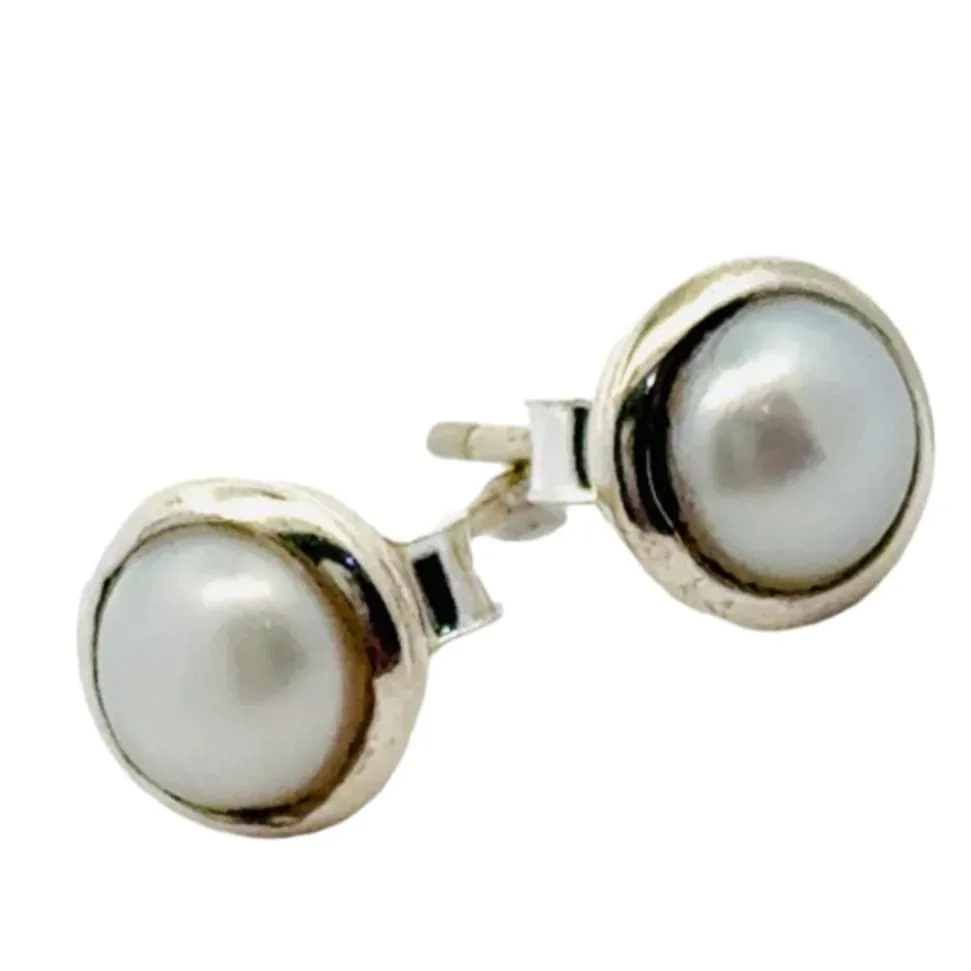 Pearl Studs