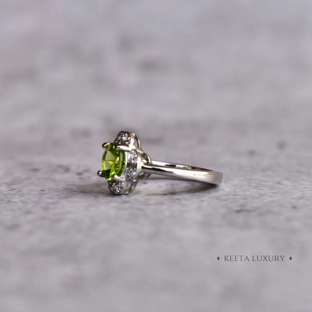 Pure Harmony - Peridot Ring