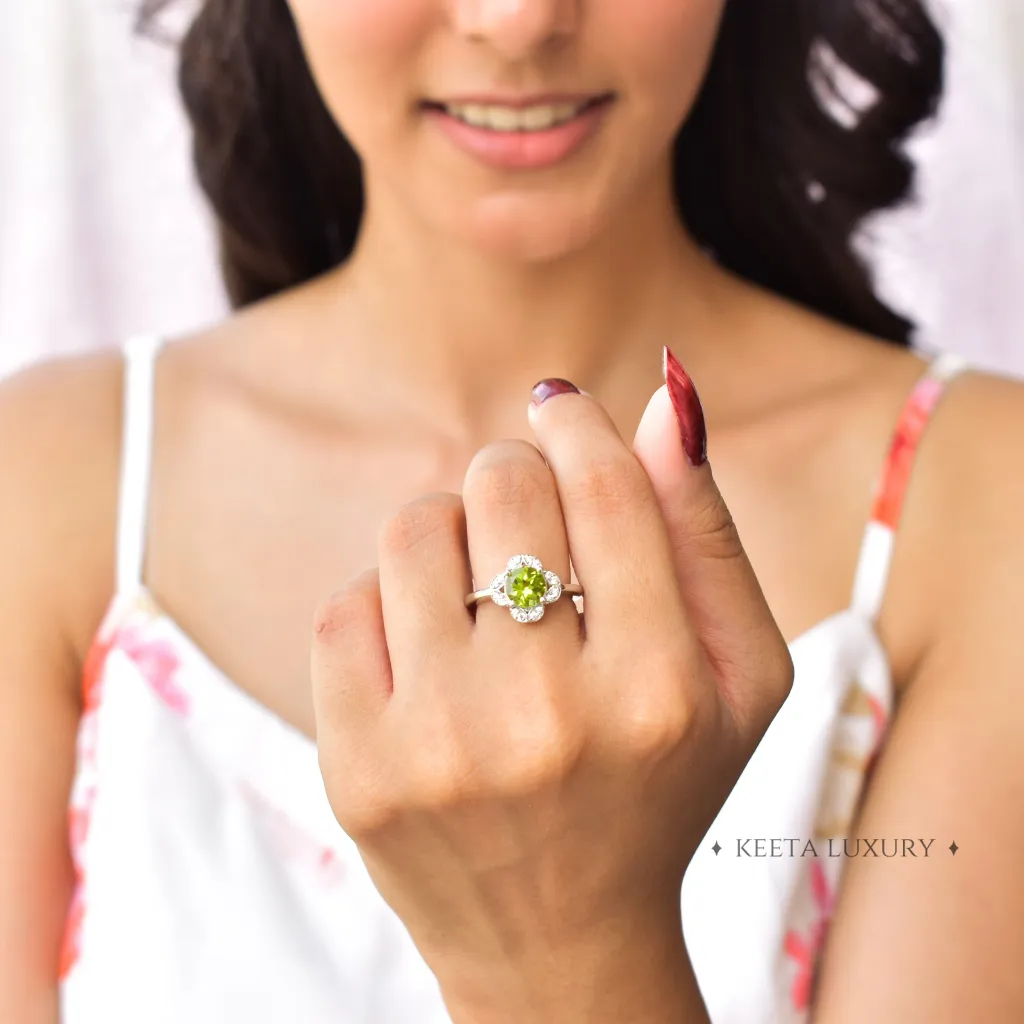 Pure Harmony - Peridot Ring