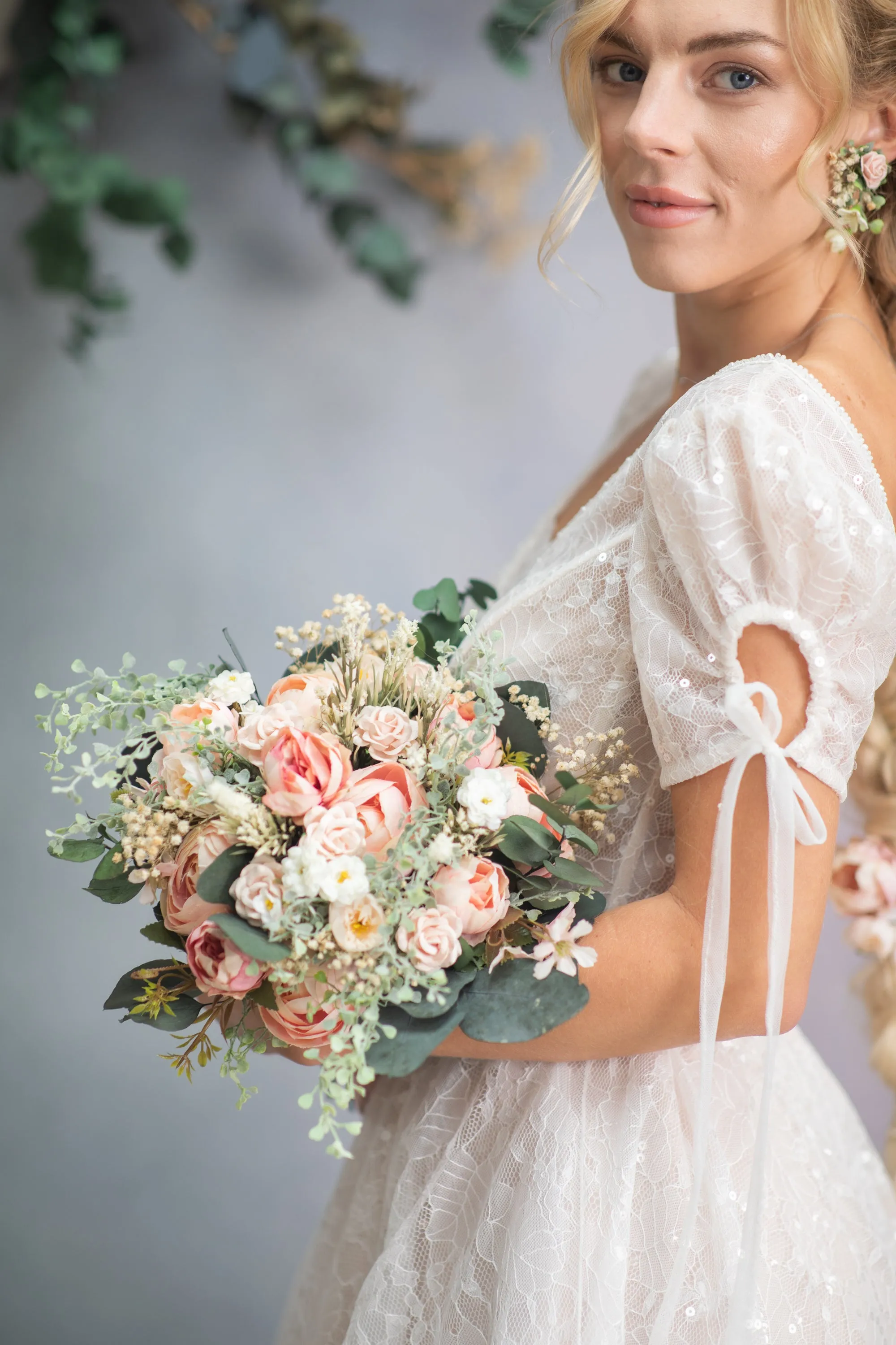 Romantic flower bridal bouquet