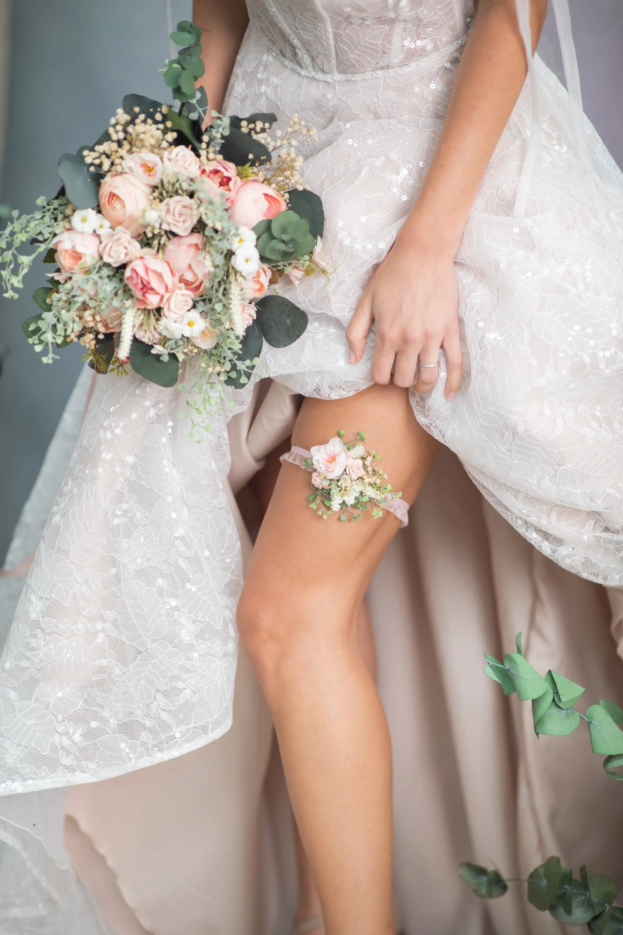 Romantic flower bridal bouquet