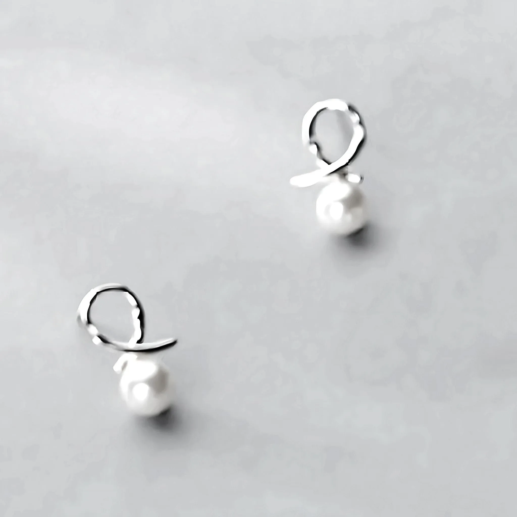 Simplified Knot Pearl Minimal Studs