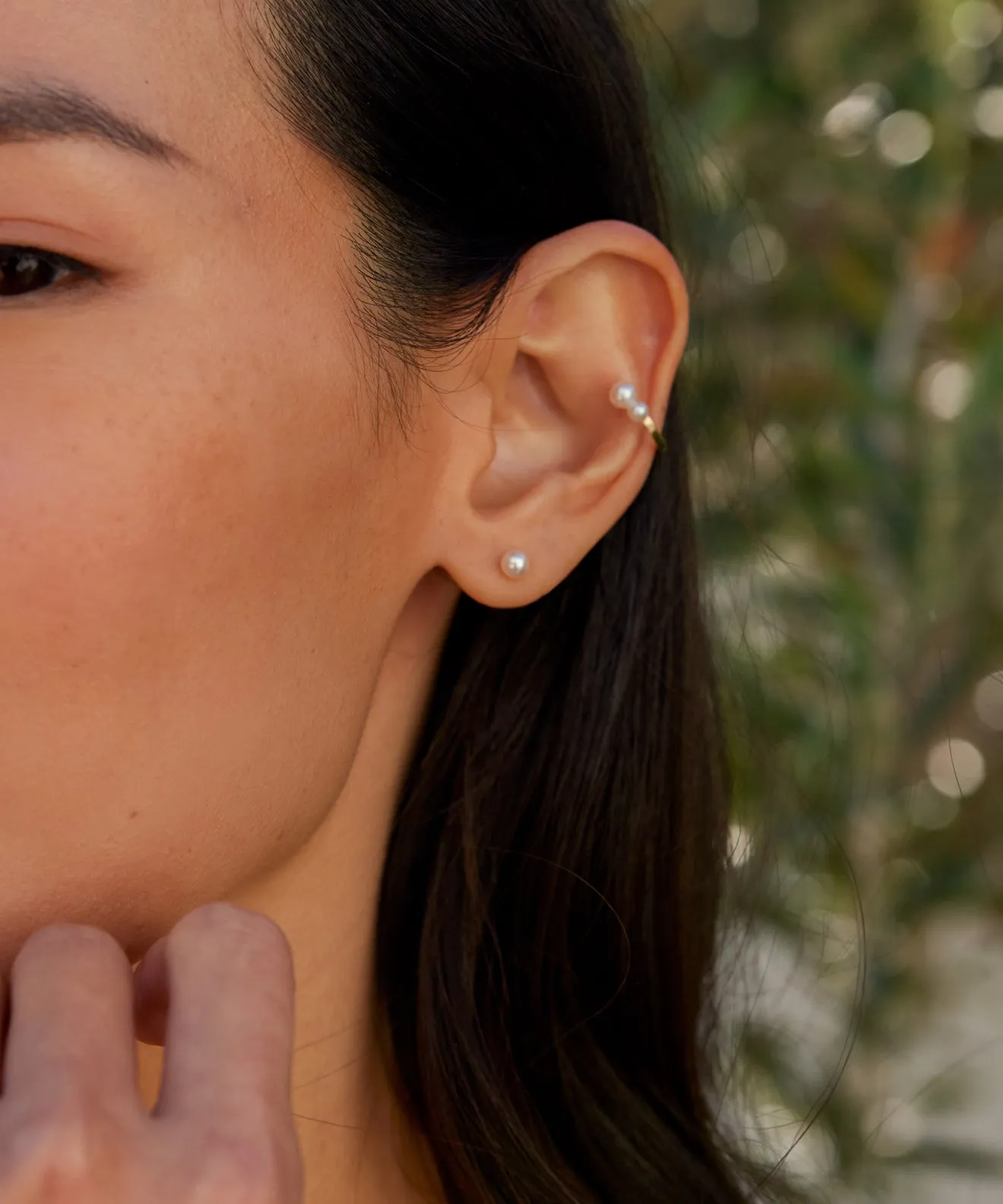 Small Loren Pearl Studs