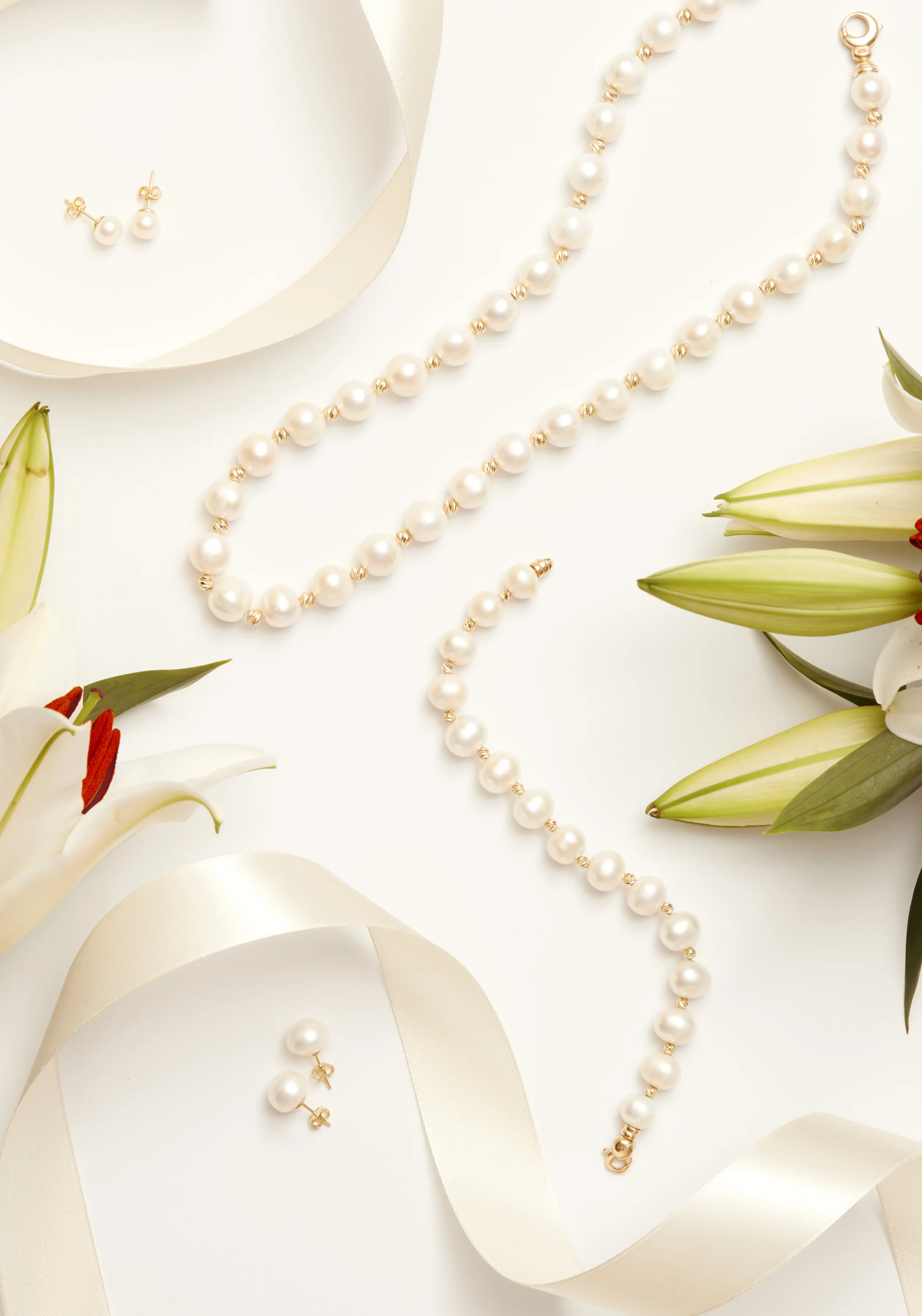 Solid 14K Gold 11mm Classic Natural Pearl Stud Earrings