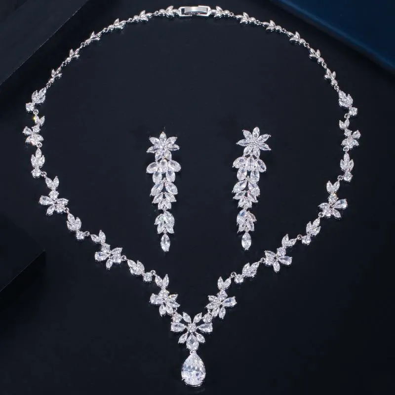 Sparkling Water Drop  AAA  Cubic Zirconia Diamonds Flower Necklace Earring Luxury Bridal Jewelry Set