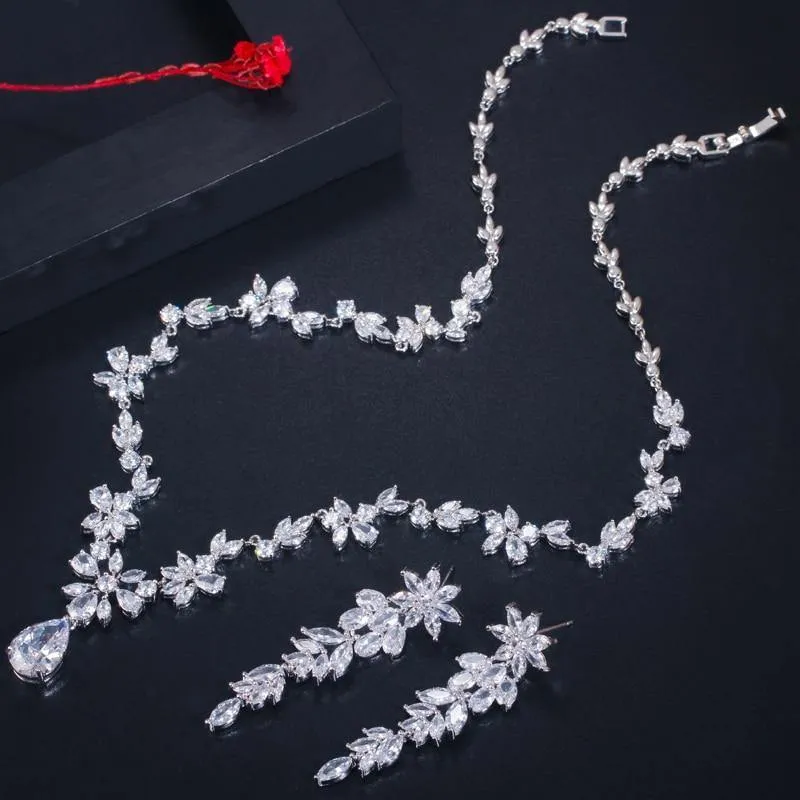 Sparkling Water Drop  AAA  Cubic Zirconia Diamonds Flower Necklace Earring Luxury Bridal Jewelry Set