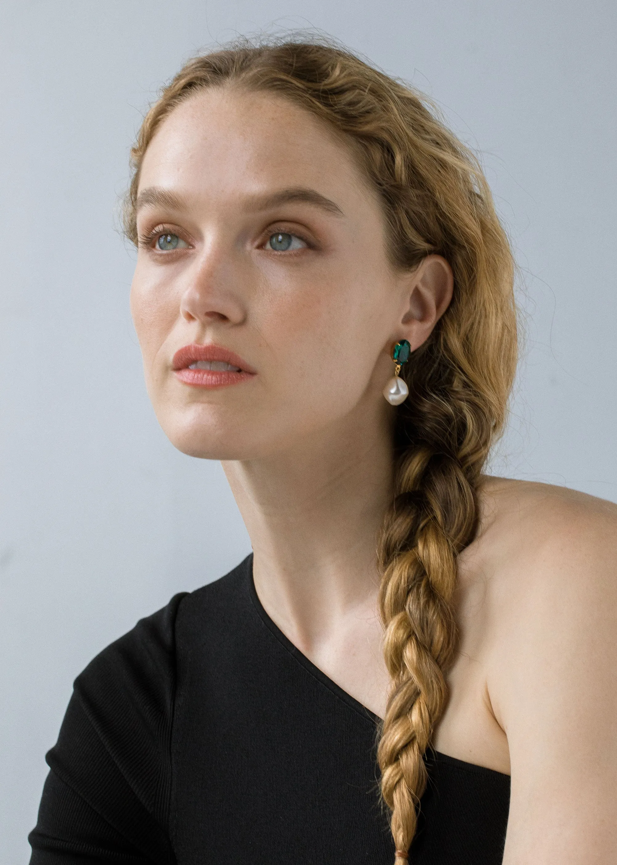 Tunis Earrings -- Emerald