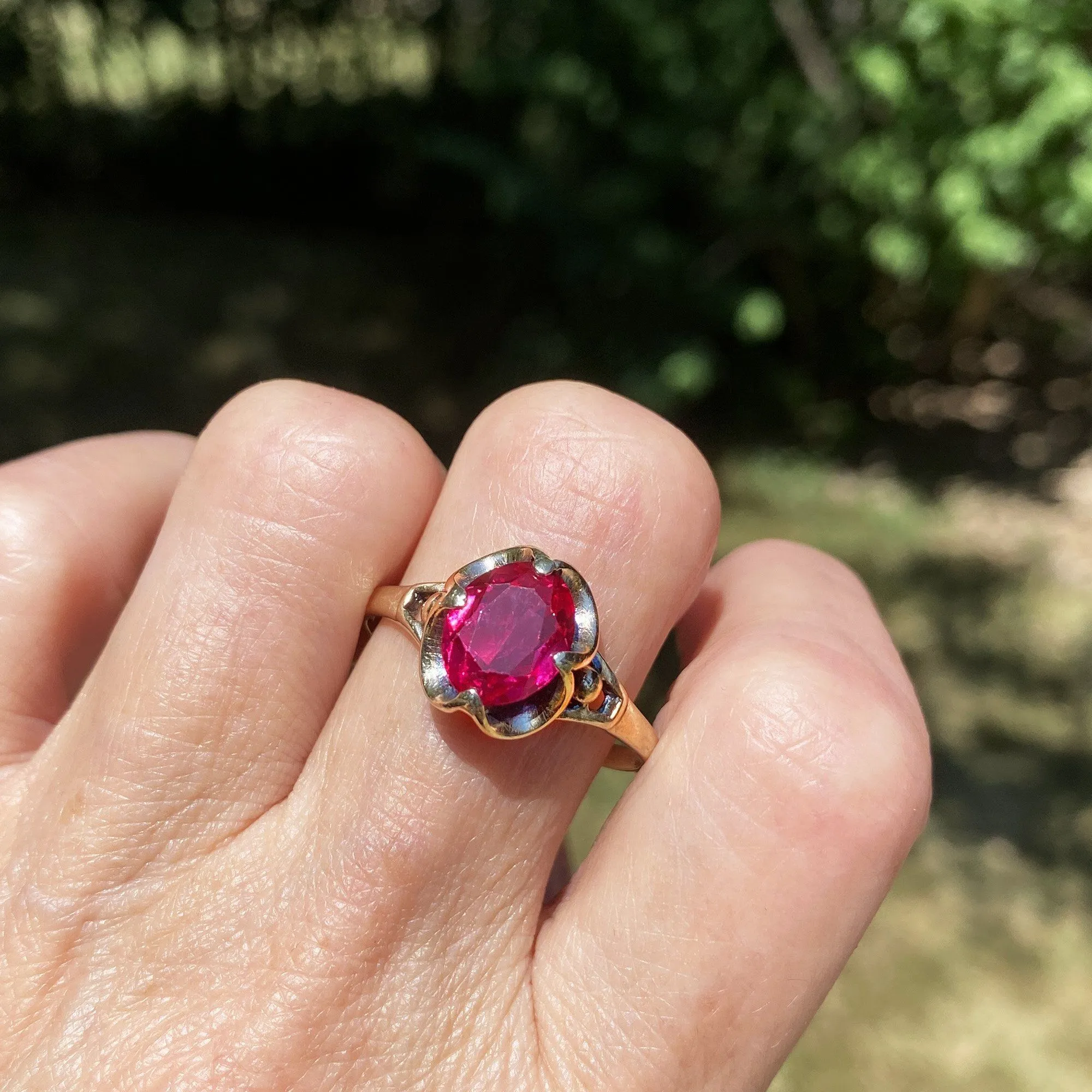 Vintage Retro Gold Buttercup Ruby Ring, Sz 11