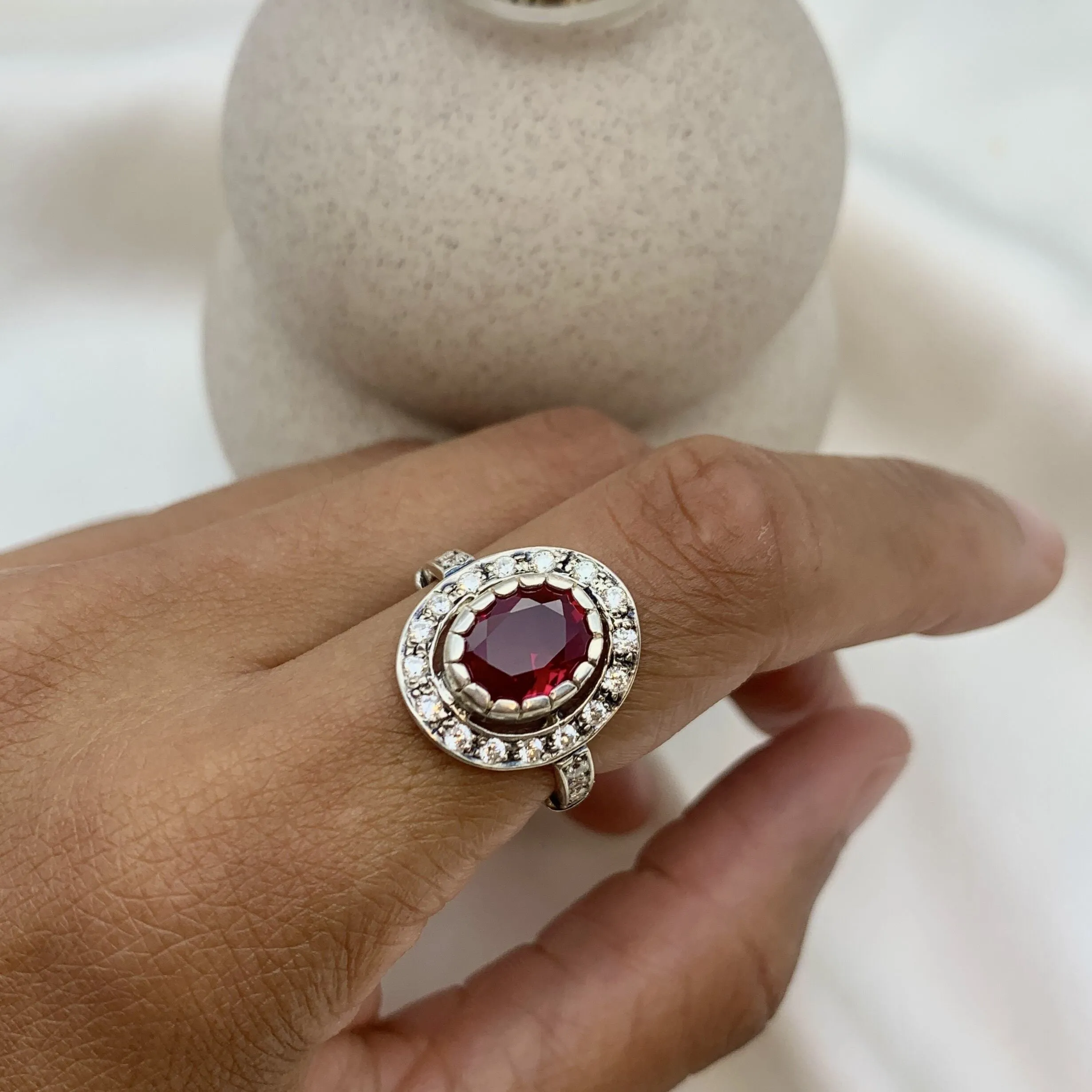 Vintage Ruby Ring - Red Ova Ring - Classic Ruby Ring