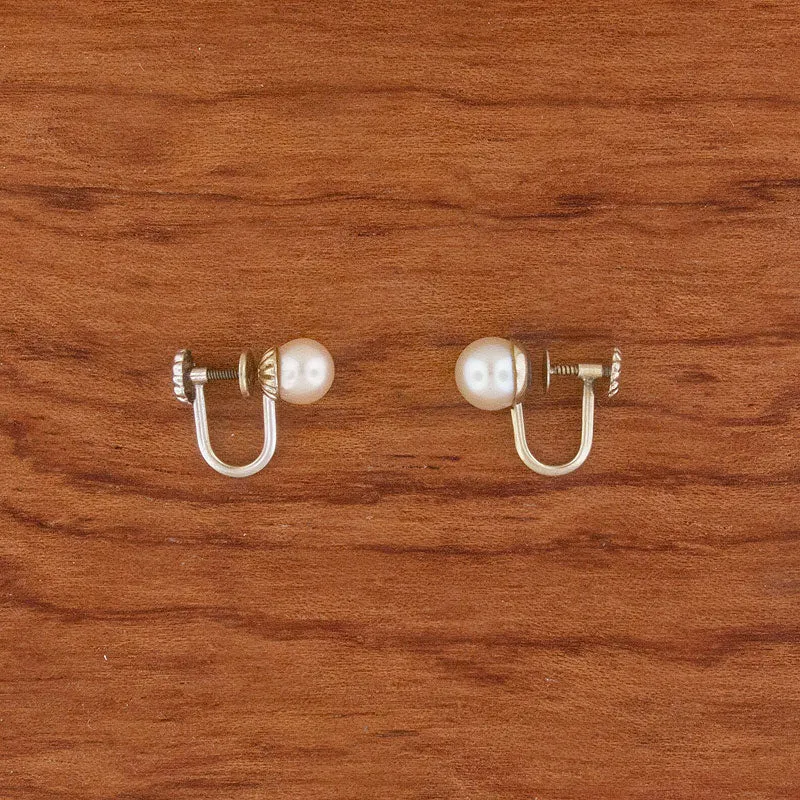 VINTAGE Screw Back Pearl Studs