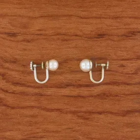 VINTAGE Screw Back Pearl Studs